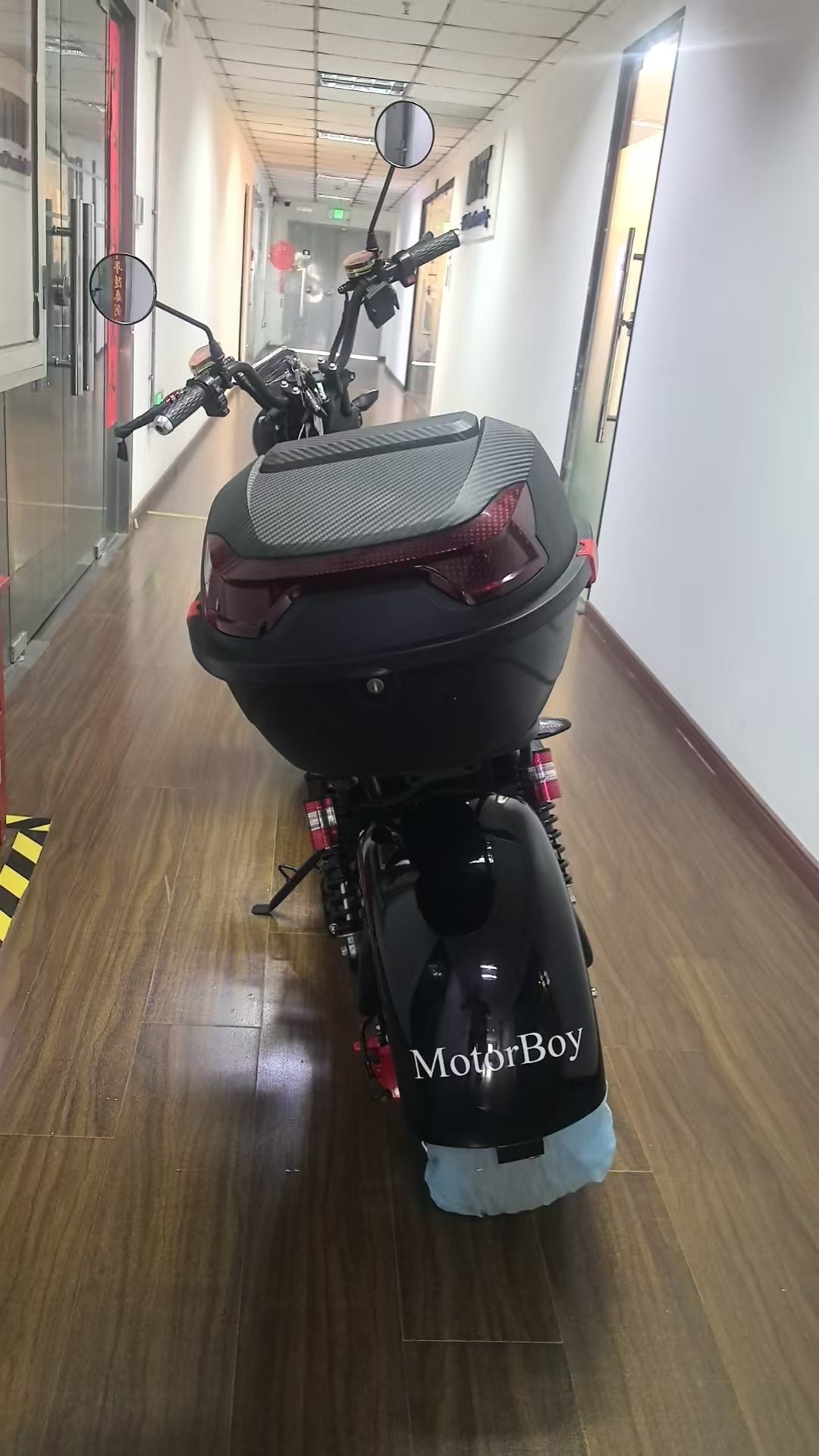 MotorBoy 3000W  Scooter